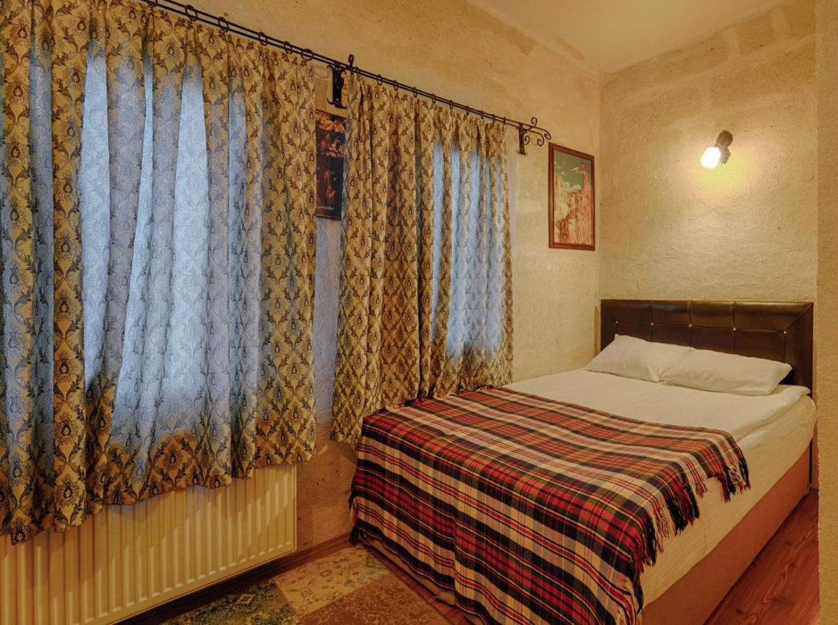 Hotel Avlu Cave House Göreme Esterno foto