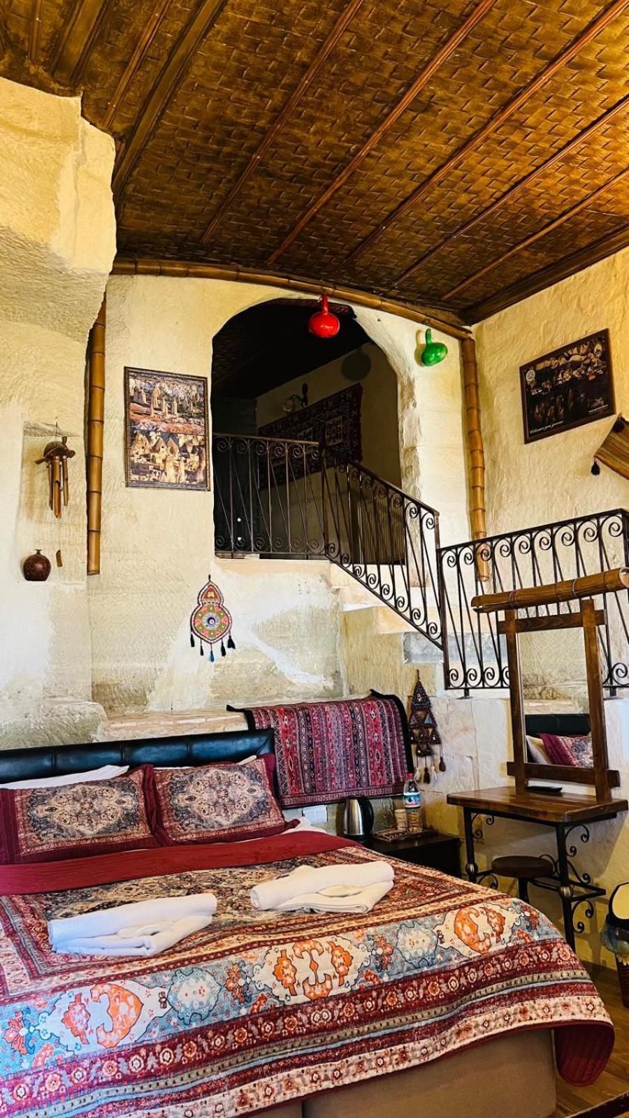 Hotel Avlu Cave House Göreme Esterno foto