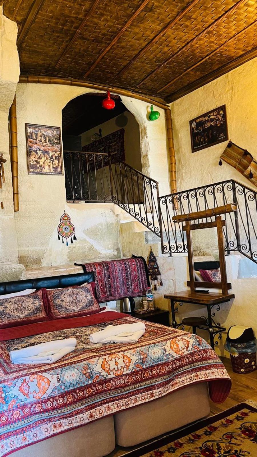 Hotel Avlu Cave House Göreme Esterno foto