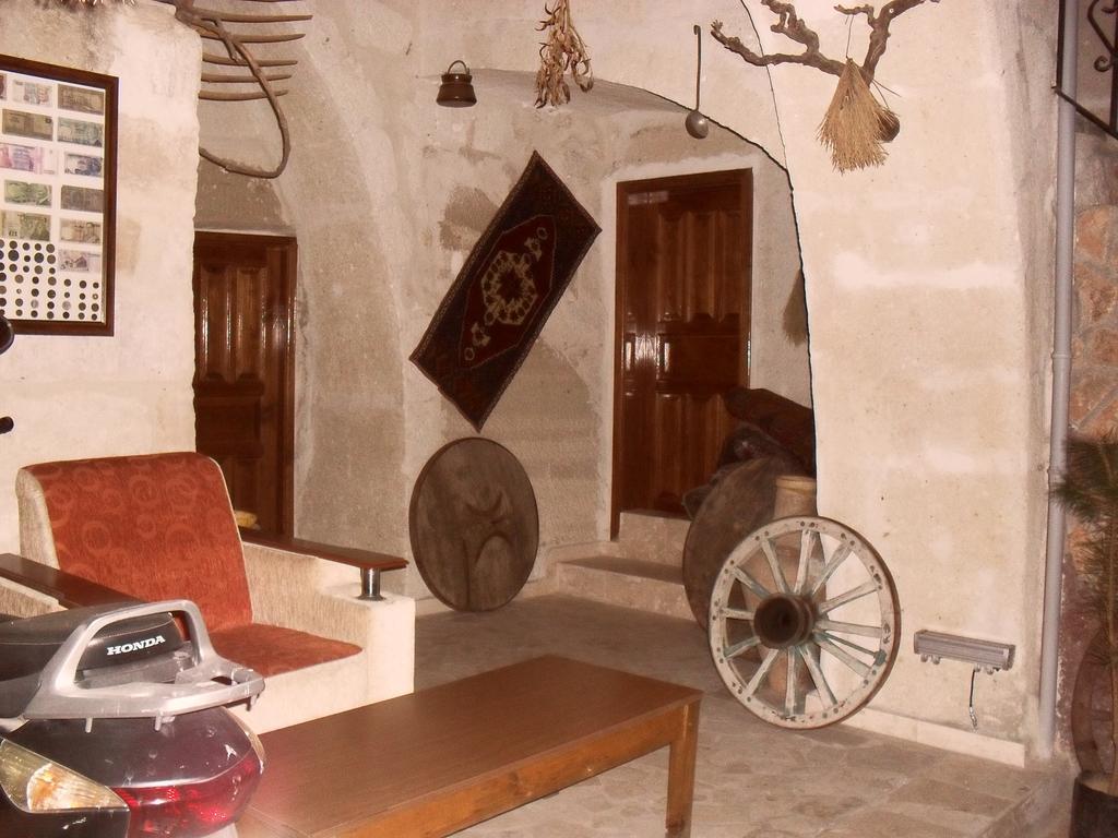 Hotel Avlu Cave House Göreme Esterno foto
