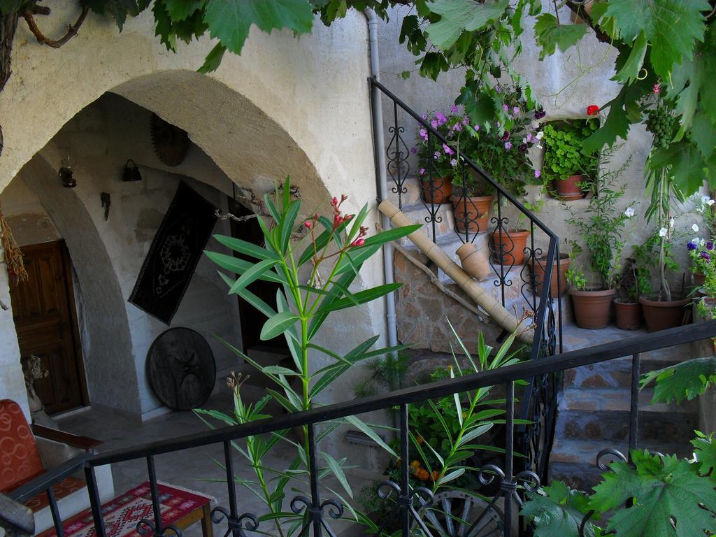 Hotel Avlu Cave House Göreme Esterno foto